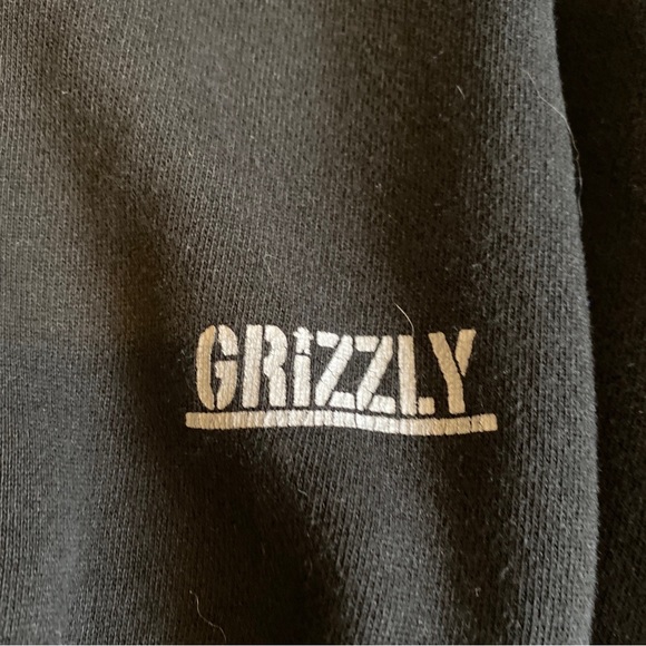 Grizzly Griptape Crew Neck Sweater Mountains Black Men's XL - Picture 4 of 5